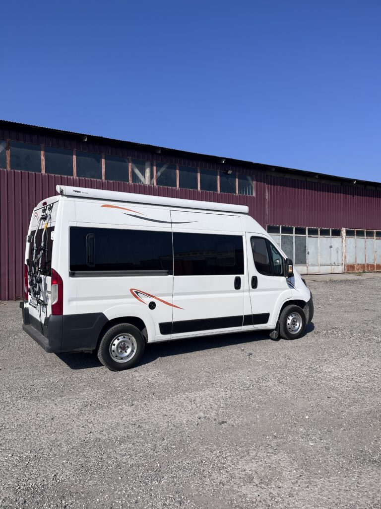Peugeot Boxer 2014 campervan for sale in Tbilisi, Georgia – side view